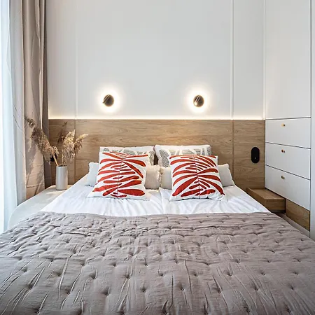 Porto Marina - Widok Na Jezioro Z Kazdego Z 3 Pokoi, Lux, Garaz, Klima Apartman *