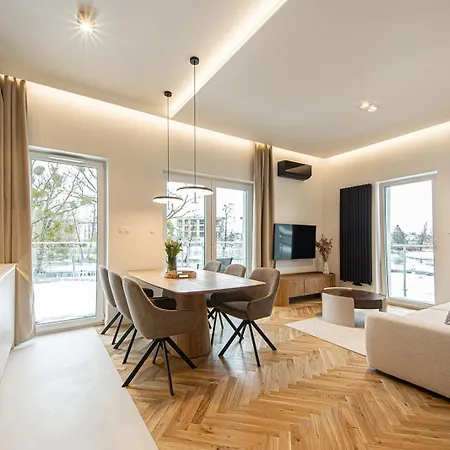 Porto Marina - Widok Na Jezioro Z Kazdego Z 3 Pokoi, Lux, Garaz, Klima Apartman
