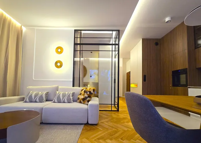 Apartmán Porto Marina - Widok Na Jezioro Z Kazdego Z 3 Pokoi, Lux, Garaz, Klima