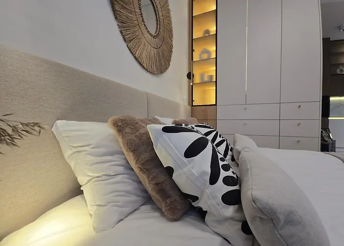 Porto Marina - Widok Na Jezioro Z Kazdego Z 3 Pokoi, Lux, Garaz, Klima Apartmán *